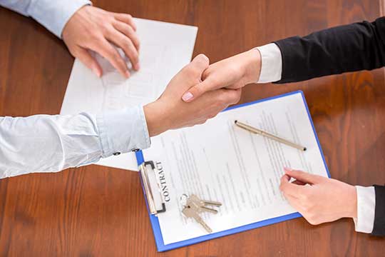lease agreement shake hands